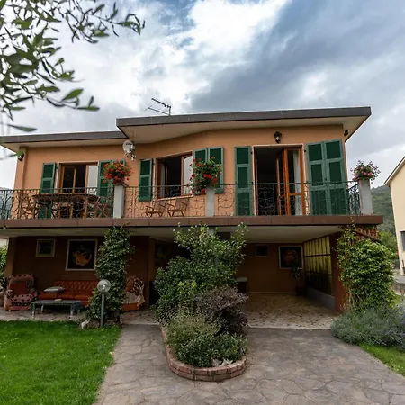 Il Giardino Di Carlo Apartament- Famiglie E Gruppi Apartment