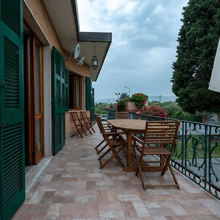 Il Giardino Di Carlo Apartament- Famiglie E Gruppi