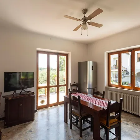 Il Giardino Di Carlo Apartament- Famiglie E Gruppi Apartman *
