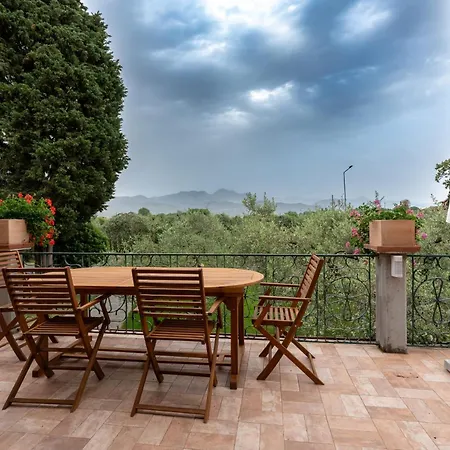 Il Giardino Di Carlo Apartament- Famiglie E Gruppi