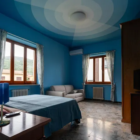 Il Giardino Di Carlo Apartament- Famiglie E Gruppi * Ameglia